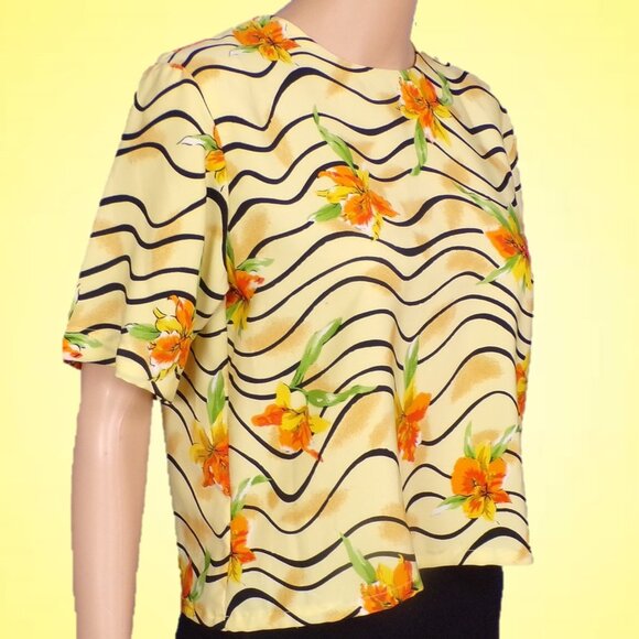 JORDAN size S floral half-sleeve pullover blouse silk-like 100% polyester - Picture 4 of 14